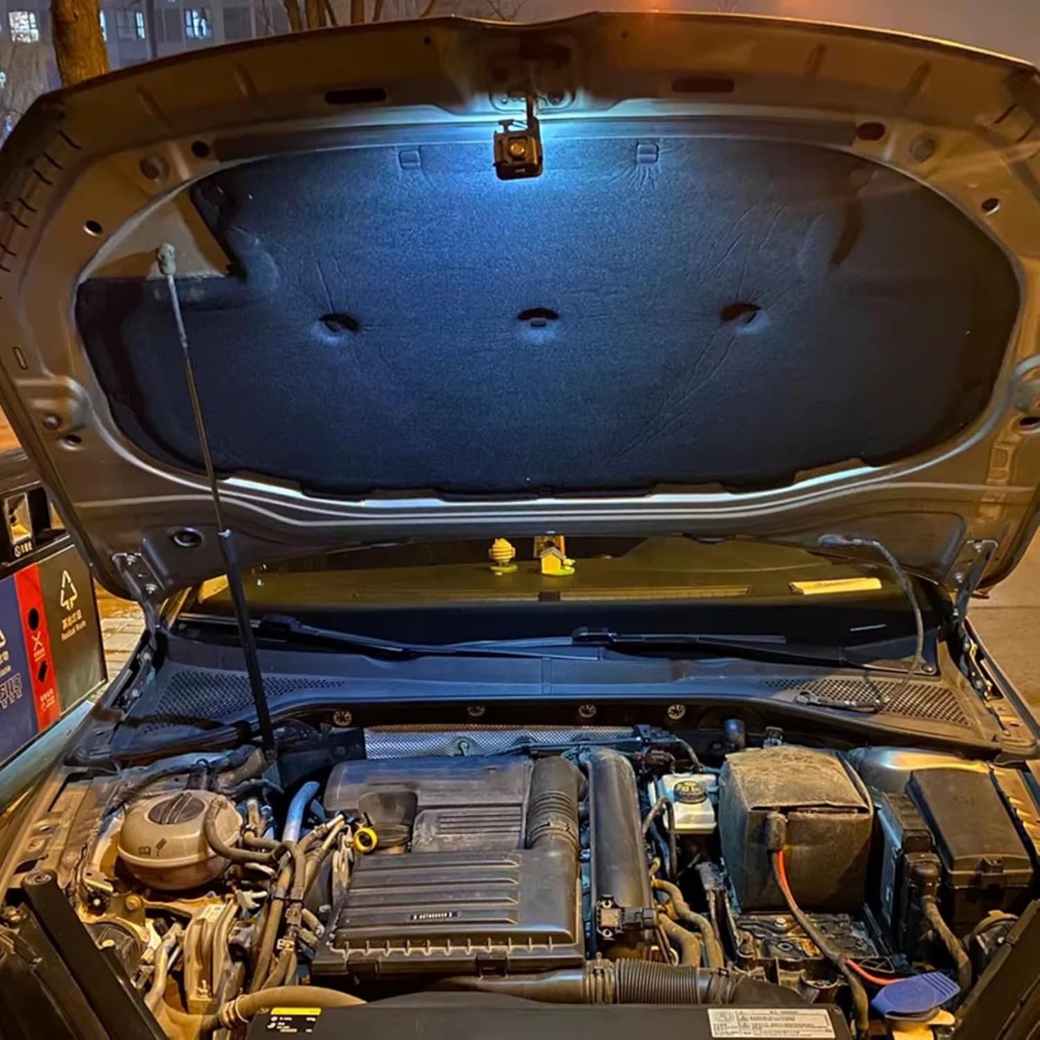 車のボンネットエンジン断熱・遮音カバー Compatible With For Golf 7 用 エンジンフード断熱コットン製 サウ