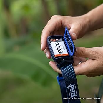 ペツル　アクティックコア+予備バッテリー ペツルのヘッドライトがUSB充電対応になる、専用バッテリー