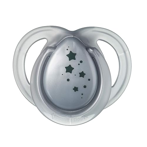 Miniatura 3 de Tommee Tippee Chupetes nocturnos que brillan en la oscuridad diseño simétrico binkies de silicona sin BPA 00-197ft 2 unidades cielo medianoche