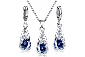 Exquisite Silver Jewellery Set for Women: Shimmering Elegance for Special Occasions