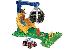 Hot Wheels Monster Trucks Stunt Tire Play Set: Rhinomite Chargin' Challenge