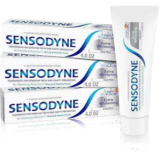 Sensodyne Extra Whitening Sensitive Teeth and Cavity Prevention Whitening Toothpaste, Amazon Exclusive, Cool Mint - 4 Ounces (Pack of 3)