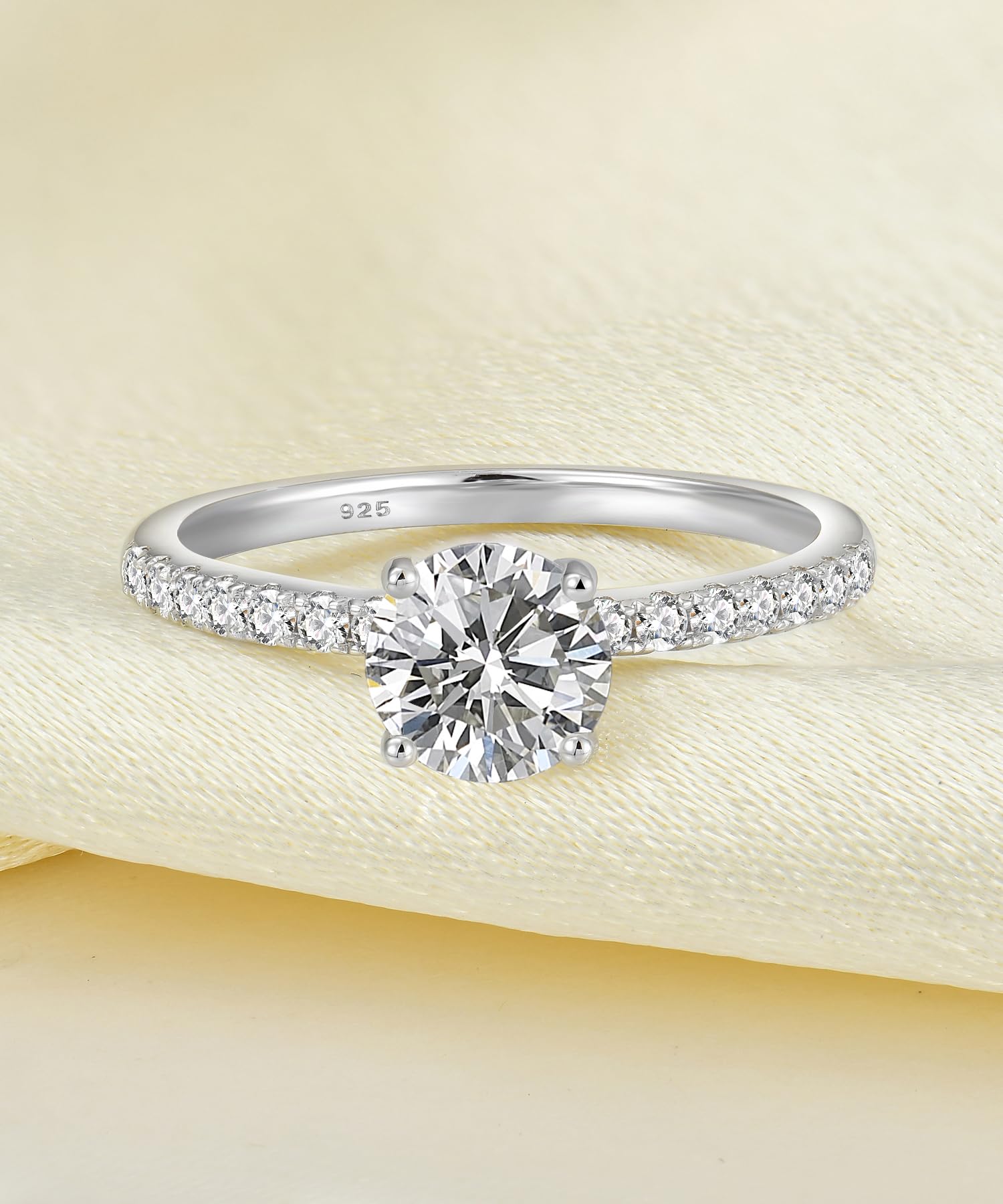 YL 1 Karat Moissanite Ring Verlobungsring 925er Sterlingsilber Rundschliff Moissanit Farbe D VVS1 Schmuck Geschenke für Damen