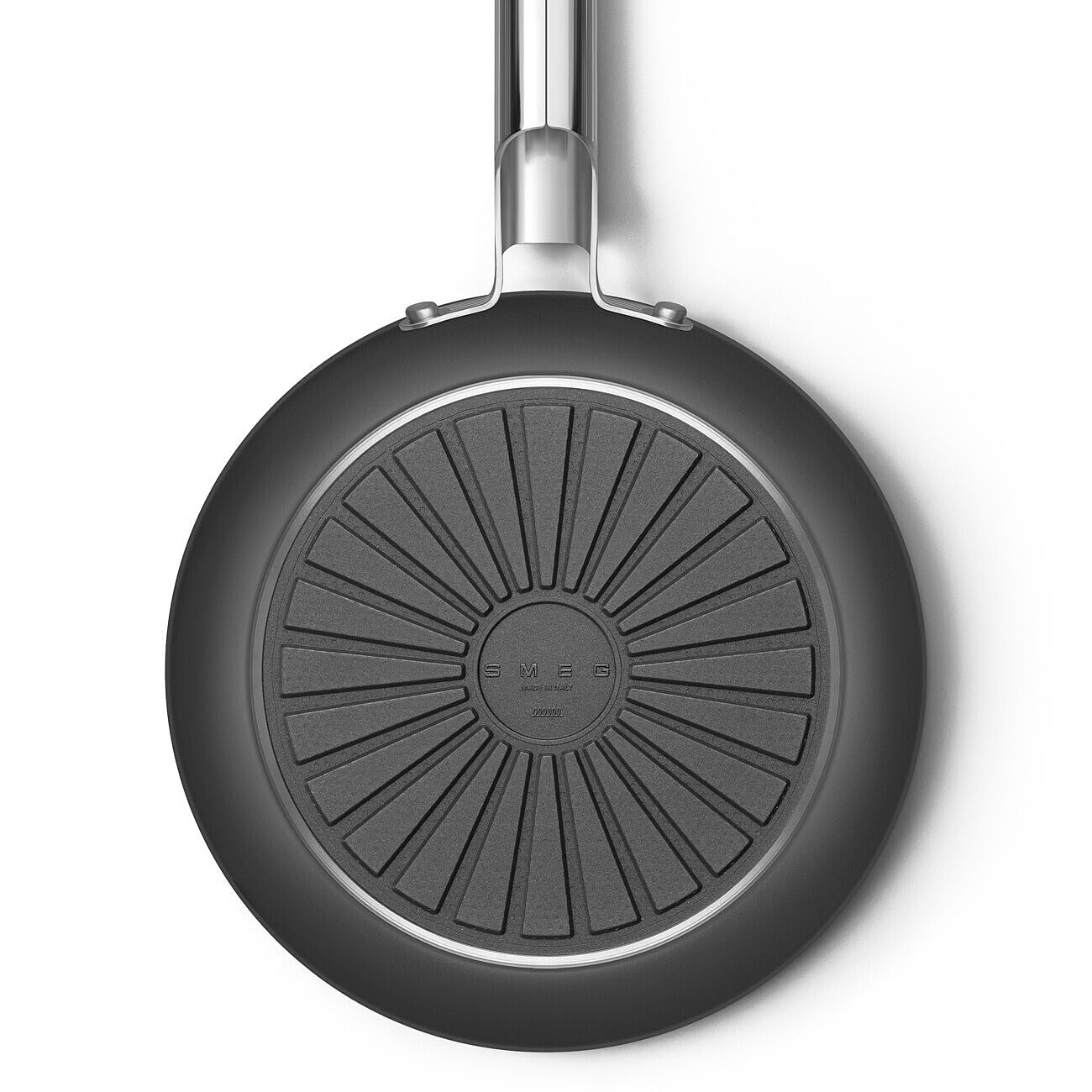 Smeg, Poêle antiadhésive FPF2002BLM, diamètre 20 cm, revêtement céramique sans PFAS, manche en acier inoxydable, pour tous les plans de cuisson, jusqu'à 250° au four, capacité 1,5 L, noir mat