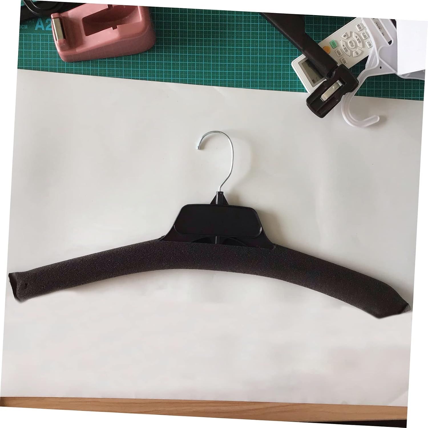 100pcs Non- Protective Sponge Covers for Hangers Lightweight and Compact Clothes Rack Accessories for Preventing Scratches and Slipping Suits and Garments