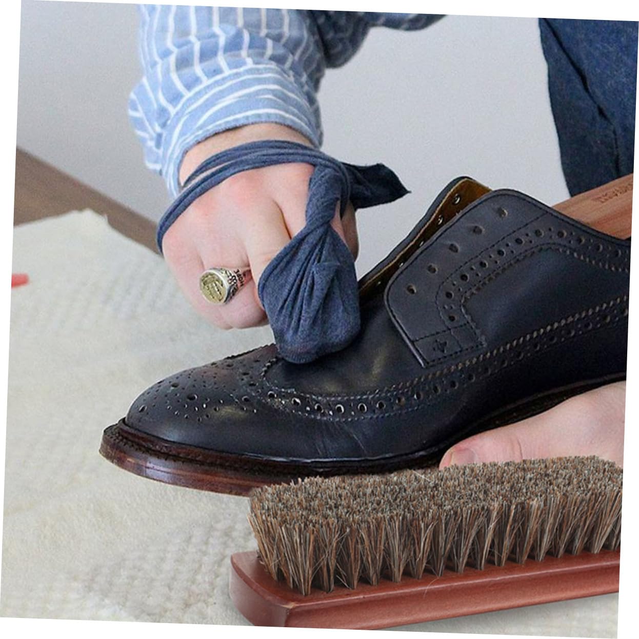4 Piezas Cepillos de Limpieza de Zapatos de Crin de Caballo Juego para Pulido de Zapatos Limpieza de Asientos de Automóviles y Sofás Cepillo Multifuncional para Brillo y de