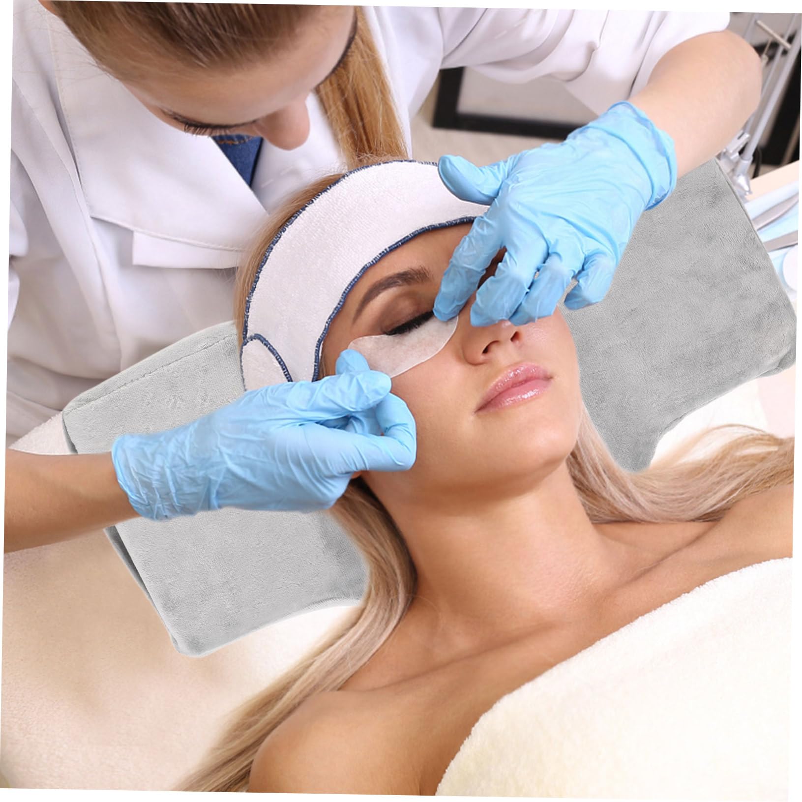 Veemoon U Förmiges Wimpernkissen Ergonomisches Nackenkissen für Wimpernverlängerungen Abnehmbarer Bezug für Schönheitssalons und Persönliche Anwendungen Graues Design zur Unterstützung von