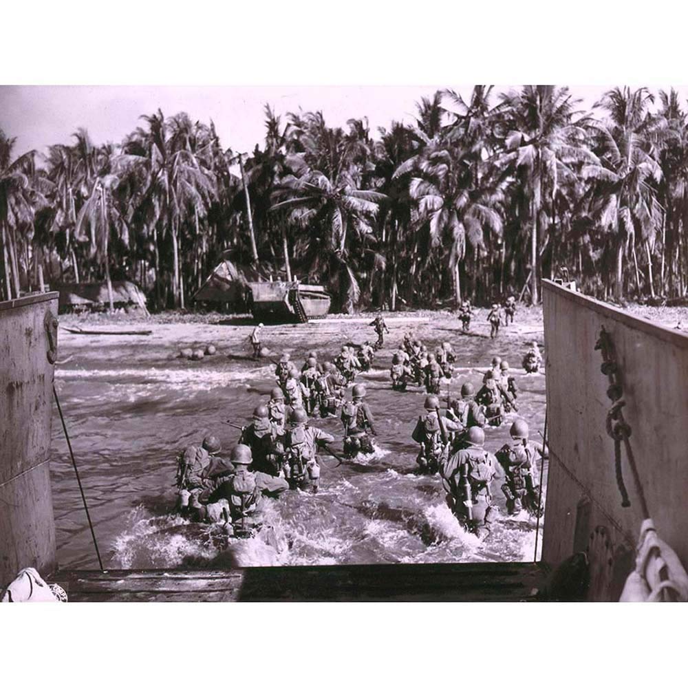 Wee Blue Coo Vintage War Wwii Pacific Cebu Landing Us Infantry Beach Art Print Poster Wall Decor 12X16 Inch