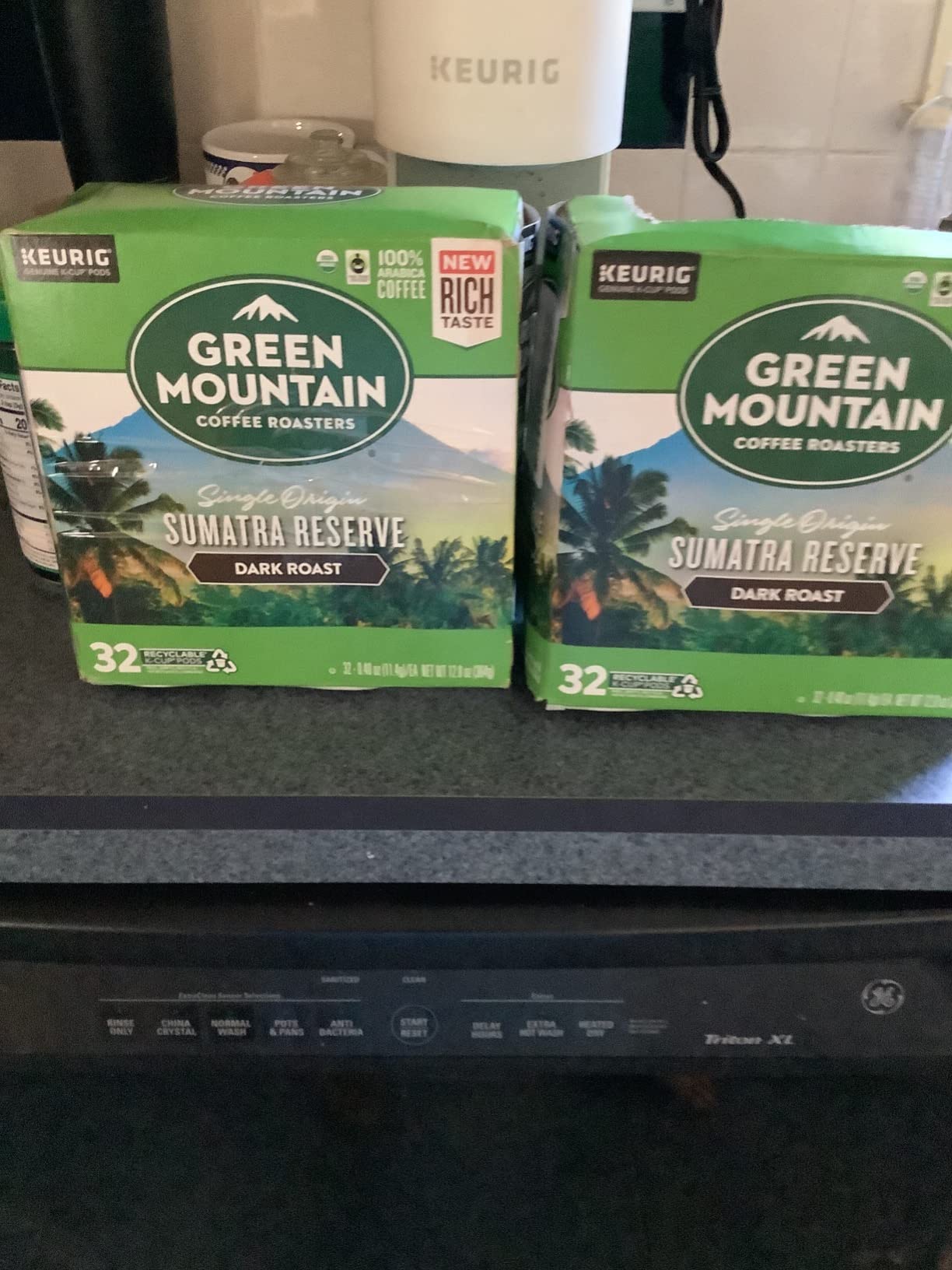 Green Mountain Coffee Roasters Colombia Select, Single-Serve Keurig K-Cup Pods, Medium Roast Coffee, 12 Count (Pack of 6) - Packaging May Vary