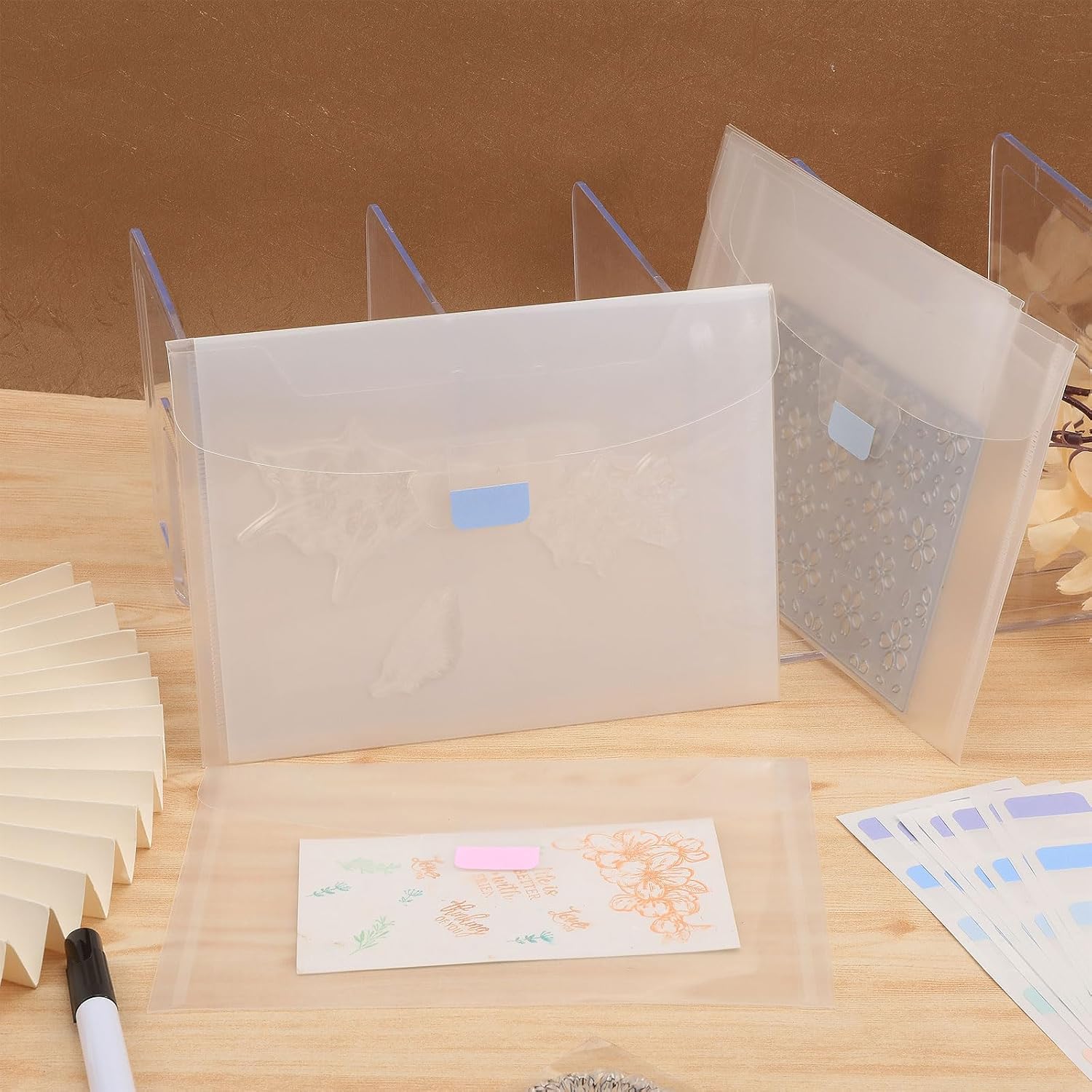 GLOBLELAND 32Pcs Clear Stamp Storage Set with Index Tabs Blank Clear Stamps Storage Panels Resealable Plastic Stamps Organizer Envelope Die Cut and Clear Stamps Storage Set for Scrapbook Supplies