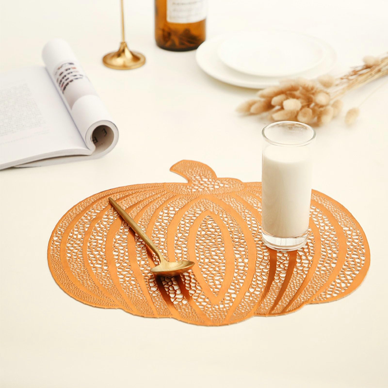 Platzsets Kürbis 10er Set, Platzdeckchen Set Abwaschbar PVC Hitzebeständig rutschfest Hohl Kürbis Muster Tischsets für Küche, Orange, 36x36CM