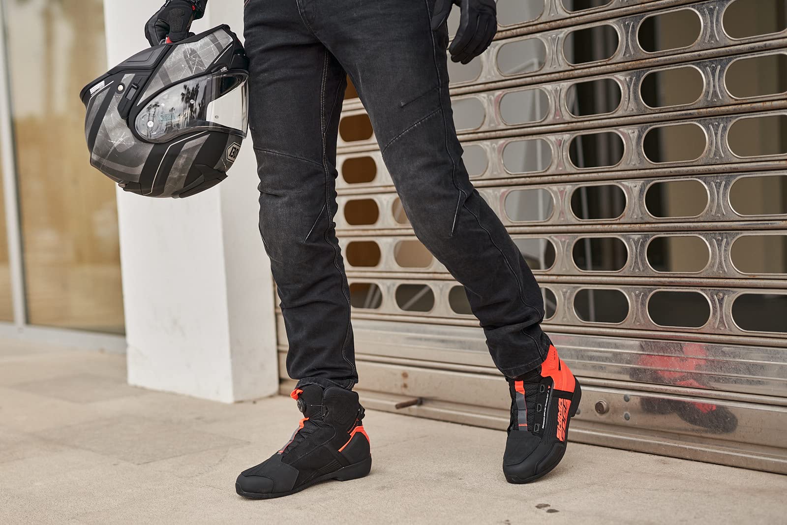 Shima Devon - Pantalones Vaqueros para Motocicleta, elásticos, ventilados, Ajustados, para Hombre, con Refuerzos de Fibra QL, Protectores CE de Rodilla y Cadera
