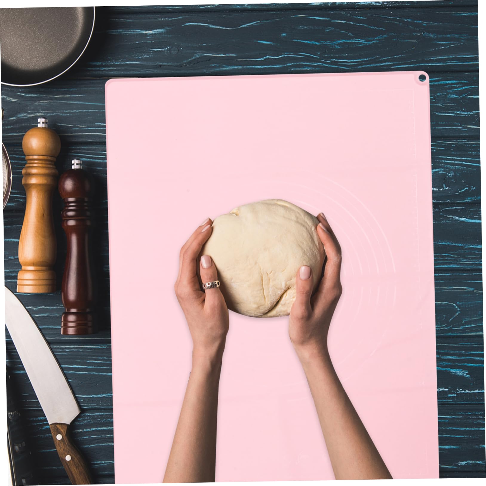 SECFOU Wiederverwendbare Silikon Knetmatte Rutschfest Leicht zu Reinigen für Kochen und Backen Praktische Teigmatte zum Ausrollen