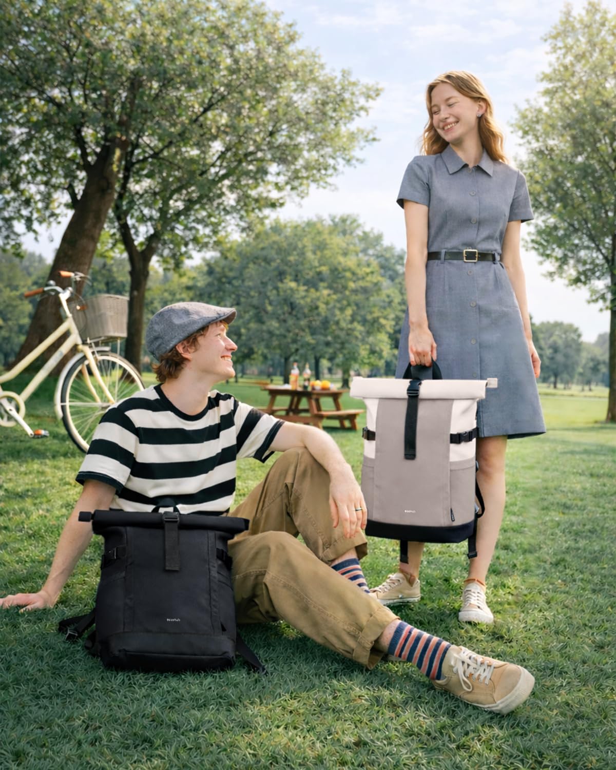ECOHUB Zaino Rolltop 20–27L per Donna, Zaino da Viaggio per Laptop 15,6" | Colori Contrastanti, 14 Tasche, SBS Zippers, Porta USB, Resistente all'acqua, Riciclato, per Lavoro, Università, Beige