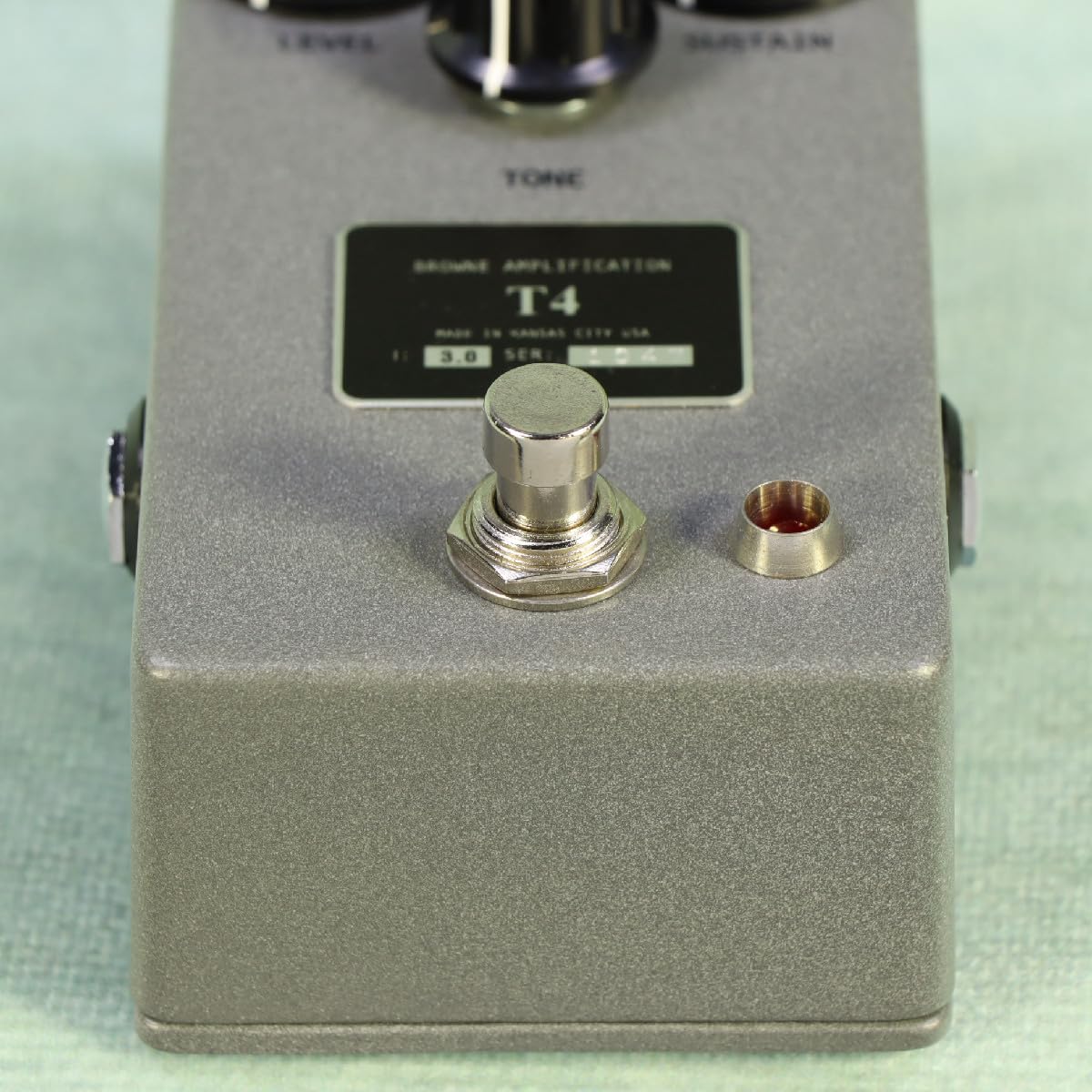 Amazon | BROWNE AMPLIFICATION / T4 FUZZ ファズ | ディストーション