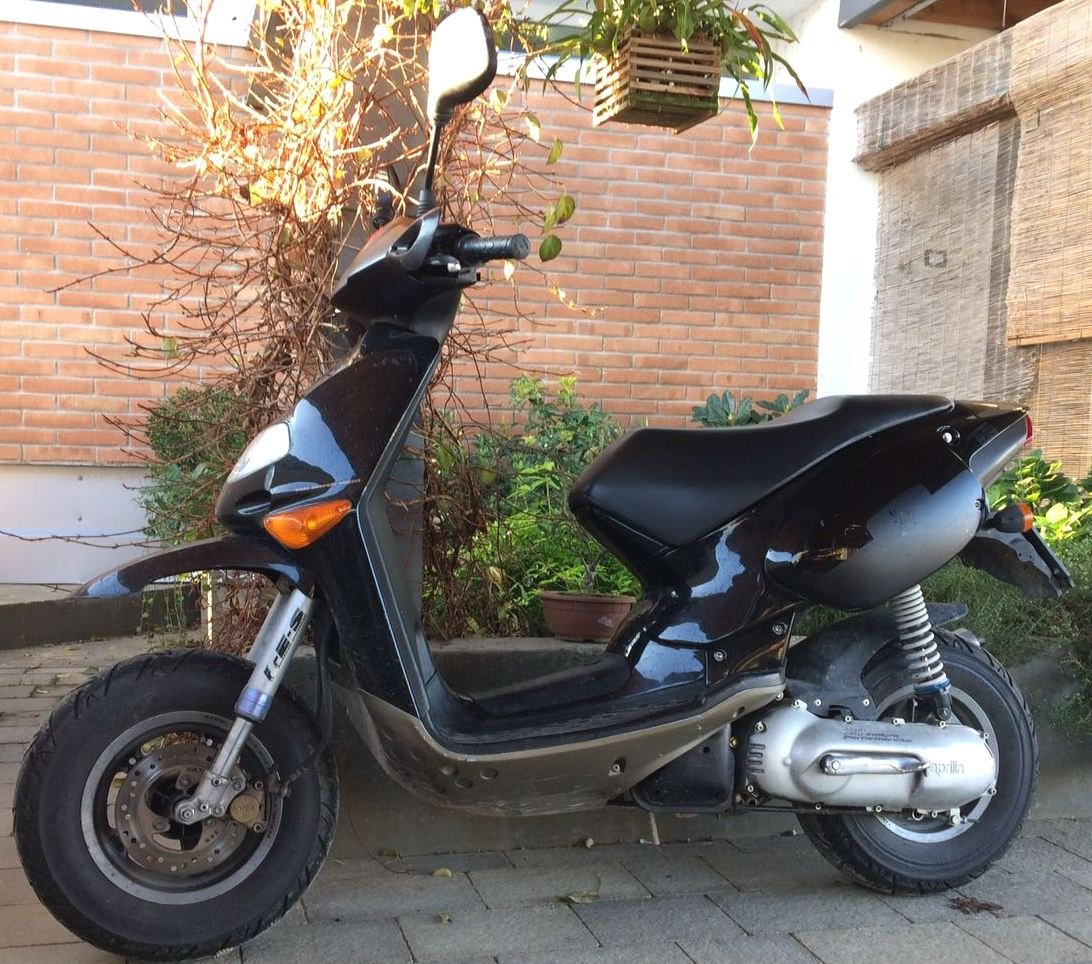 GIANNELLI SCARICO compatibile con APRILIA EXTRA V2 OVETTO 2001 01 31639P2