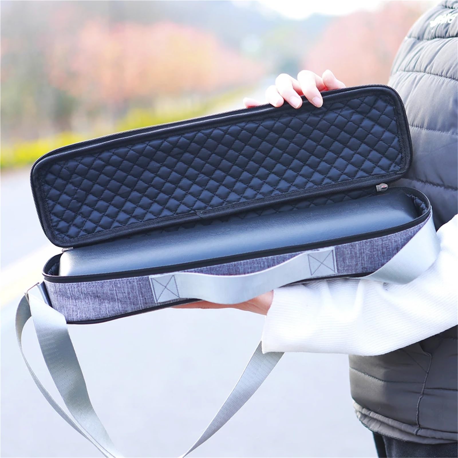 SNRTKA Flute Case Leather Box Satchel Zipper Portable Flute Storage Bag Box Case Suit Waterproof Shockproof Adjustable Shoulder Strap for Flute