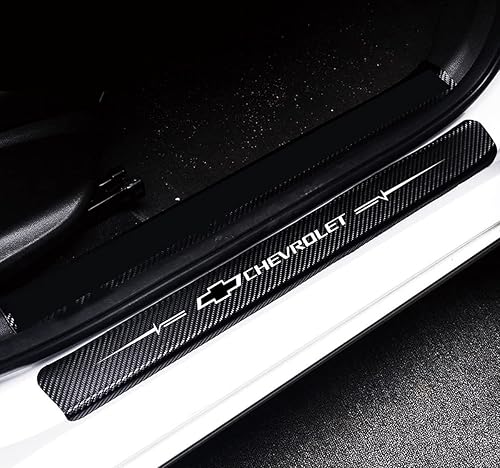 MAXDOOL 4 calcomanías reflectantes de cuero de fibra de carbono 4D para proteger el umbral de la puerta, para Chevy (blanco)