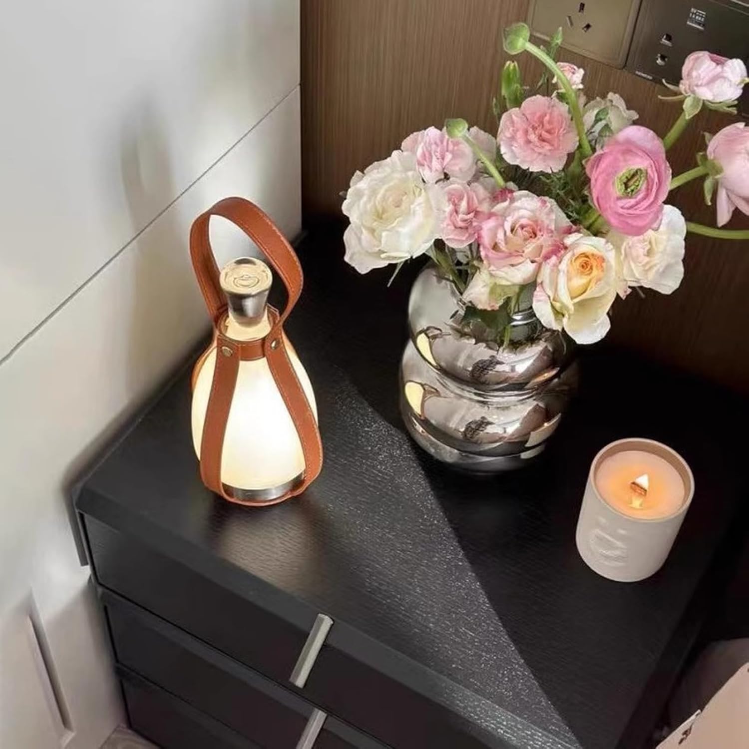 Lamp Bedside Milk Bottle Shape Table Lamp Creative Living Room Bedroom Bedside Leather Glass Rechargeable Decorative Table Lamp Table Lamps