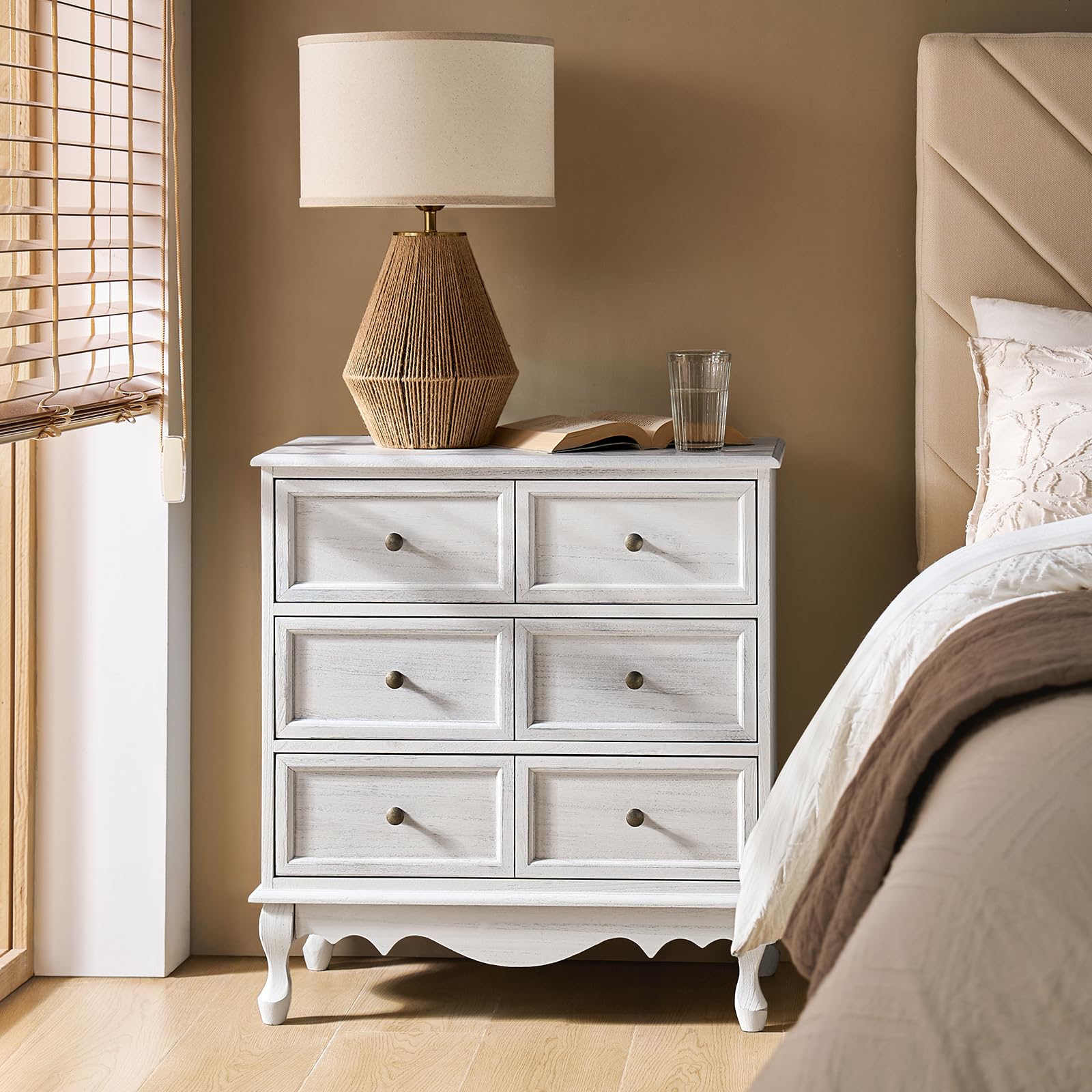 HULALA HOME 3-Drawer Nightstand with Charging Station, Drawer Organizer with Wood Legs, Farmhouse Solid Wood Nightstand(White)