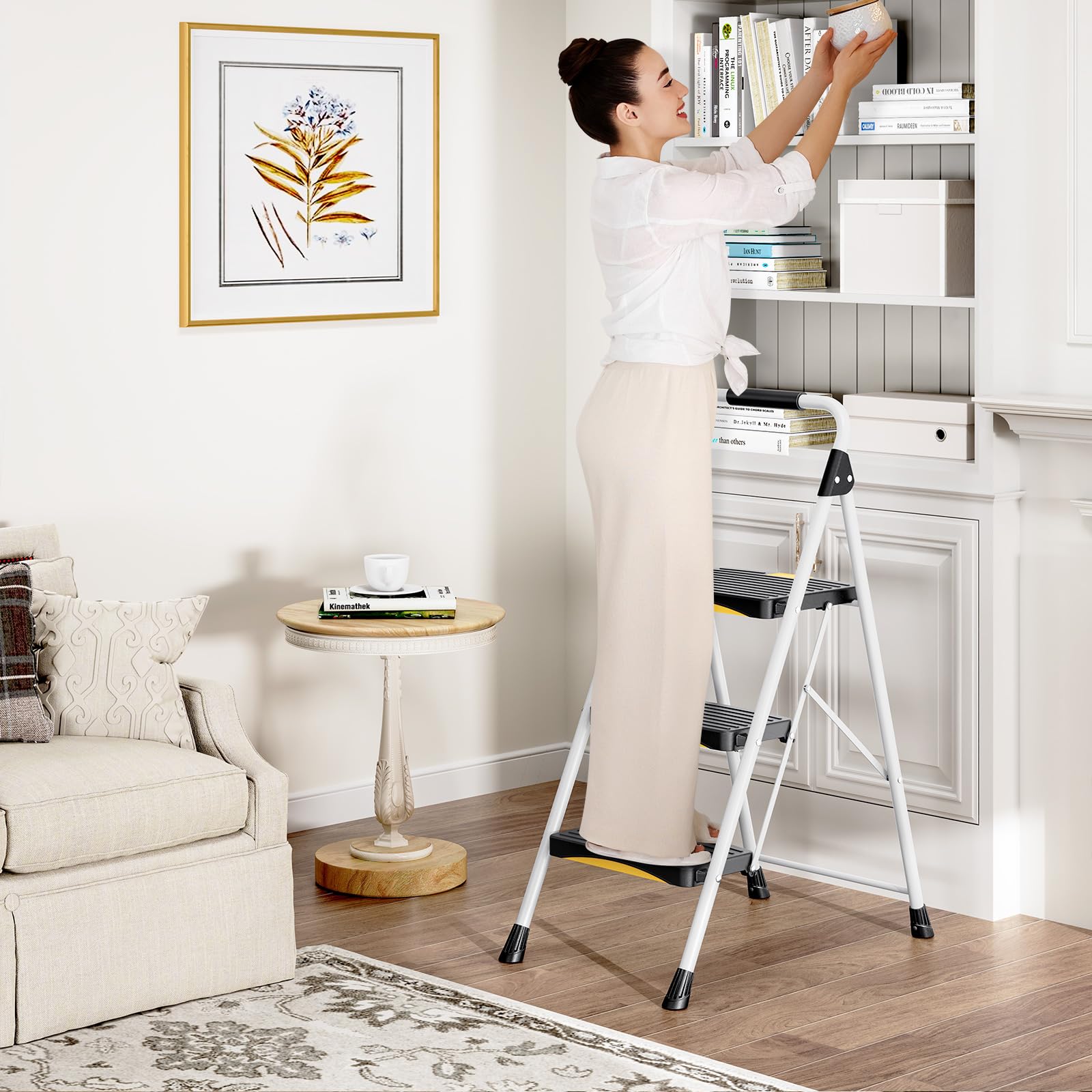 Urackify Escabeau Pliable 3 marches, Charge 150 kg, Verrouillage de sécurité, Pédales Larges, Accoudoirs, Escabeau escamotable léger pour la Maison, Cuisine, Placard et Bureau.