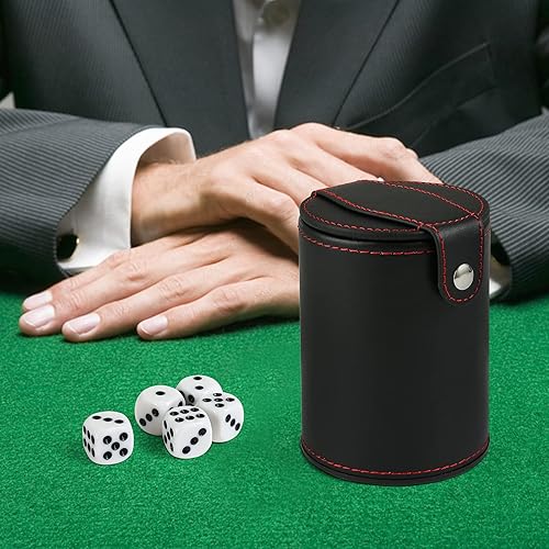 Miniatura 6 de GWHOLE Juego de dados de cuero con compartimento de almacenamiento, coctelera de forro de fieltro con 5 dados de puntos para juegos de Farkle