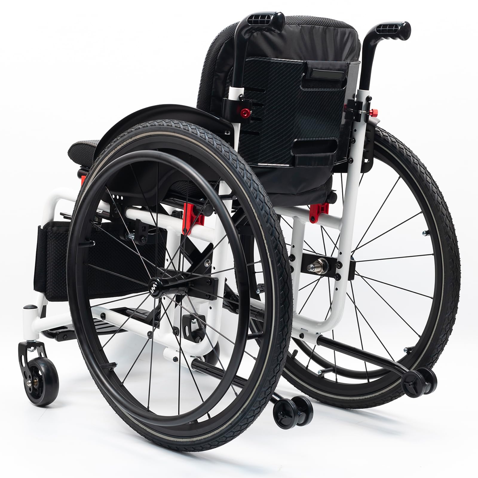 Silla de ruedas deportiva de aluminio desmontable para adultos discapacitados, diseño ligero y portátil para actividades al aire libre y movilidad diaria