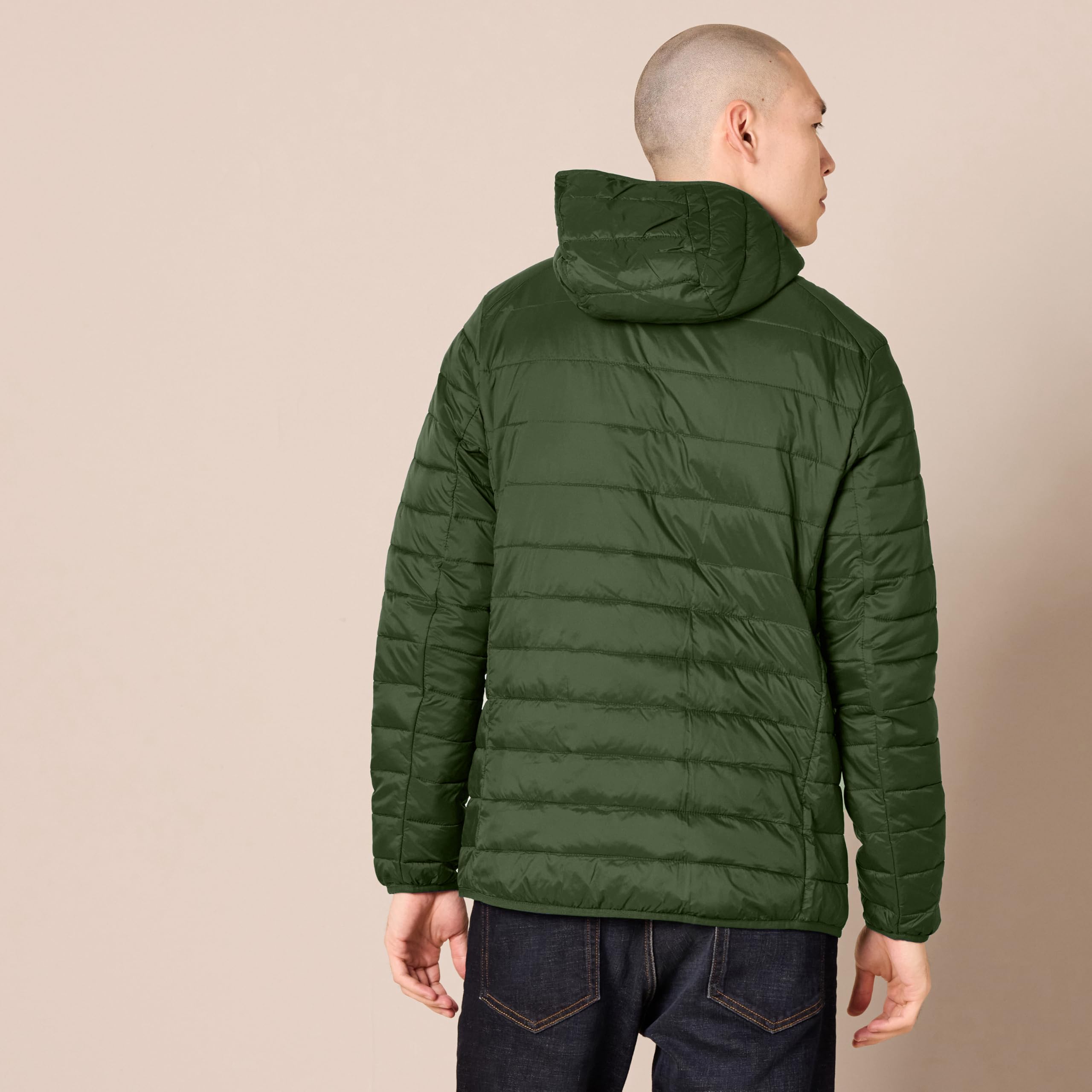 Amazon Essentials Hombre Chaqueta Acolchada con Capucha, Plegable, Ligera y Resistente a la Lluvia
