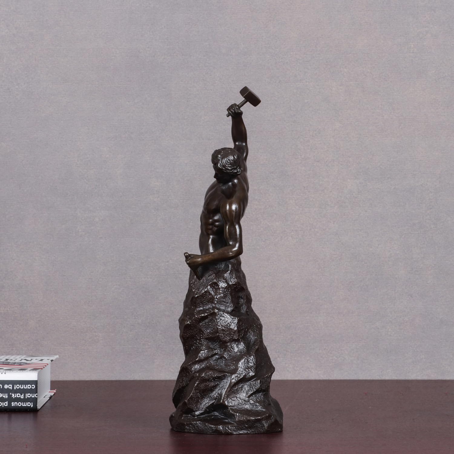 Bronzefarbene Statue für Männer, abstrakte, inspirierende Skulptur, wunderschöne Dekoration für Zuhause, Büro, 26 cm