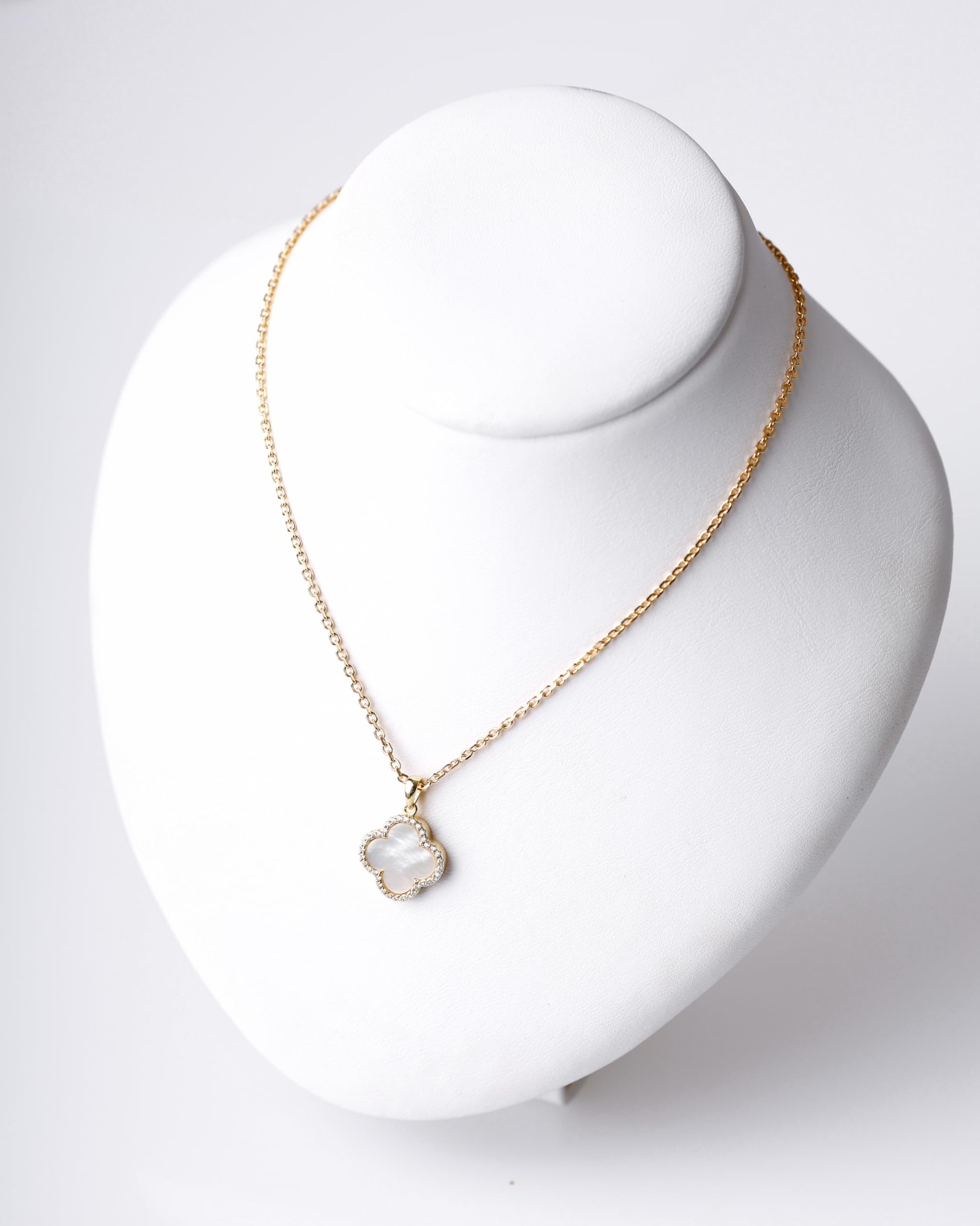 Lucoro - Kleeblatt Halskette Damen 925 Silber 18K vergoldet – Zirkonia & Perlmutt Anhänger, verstellbar 42–45 cm – Schmuck für Frauen & Mädchen, elegantes Geschenk mit Schmuckbox