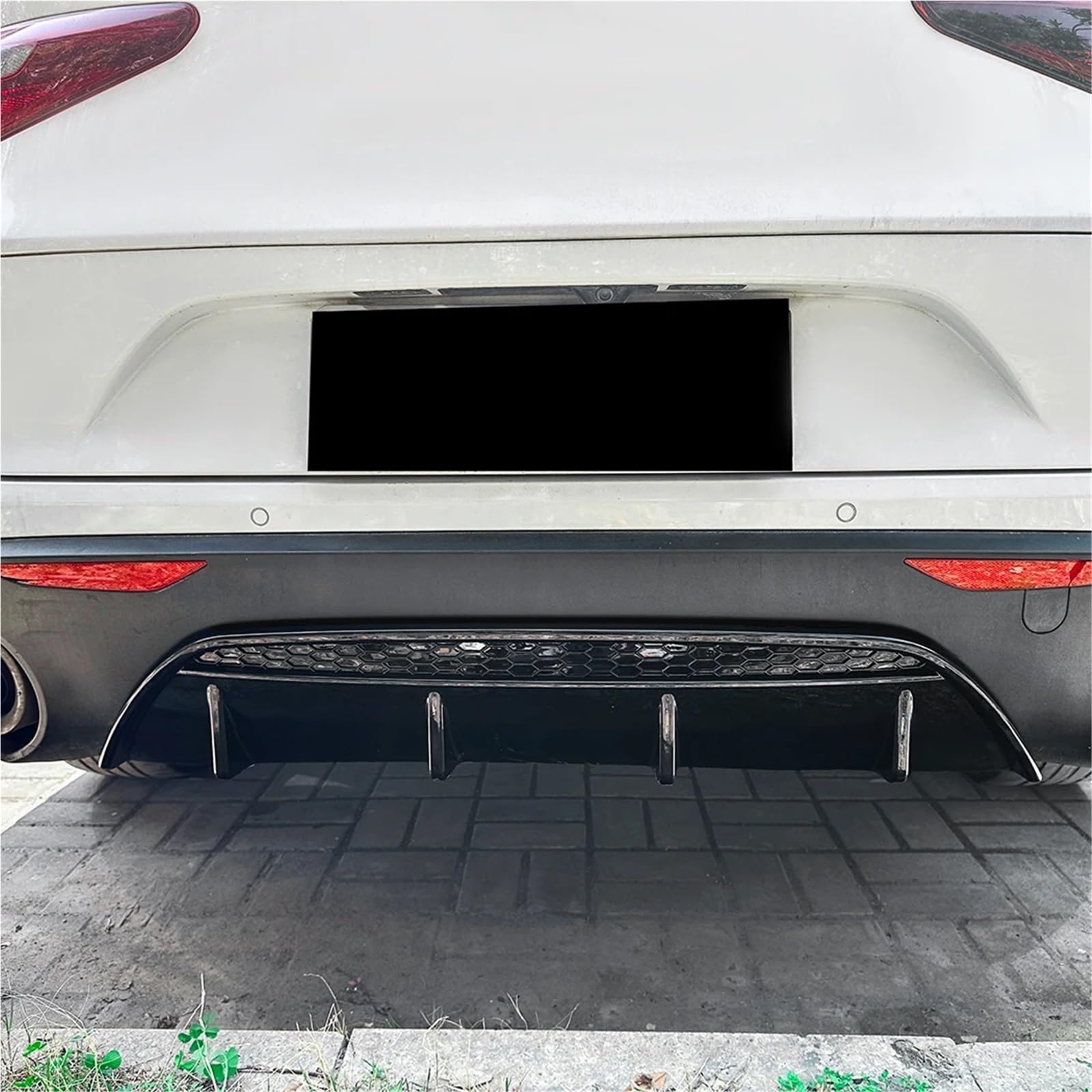 Generico Spoiler Inferiore Diffusore Auto per Alfa per Romeo per Stelvio 2017+ Diffusore Paraurti Posteriore Lama Splitter Spoiler