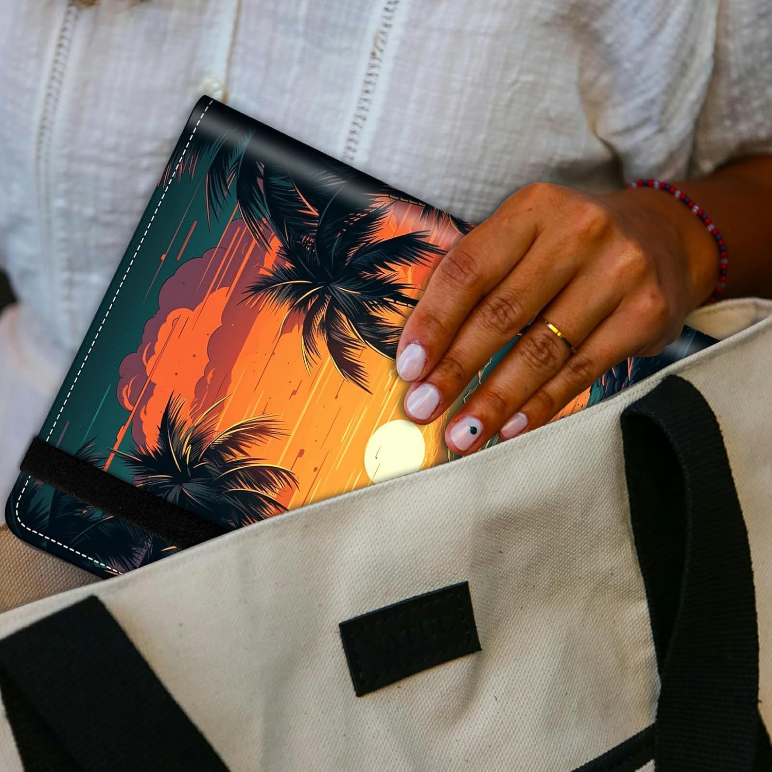 Tropical Palm Tree Small Photo Album 5x7 inch PU Leather Cover Photo Albums with Elastic Band 120 Photos Inner Transparent Pockets Design for Family Anniversary Wedding Baby Pets