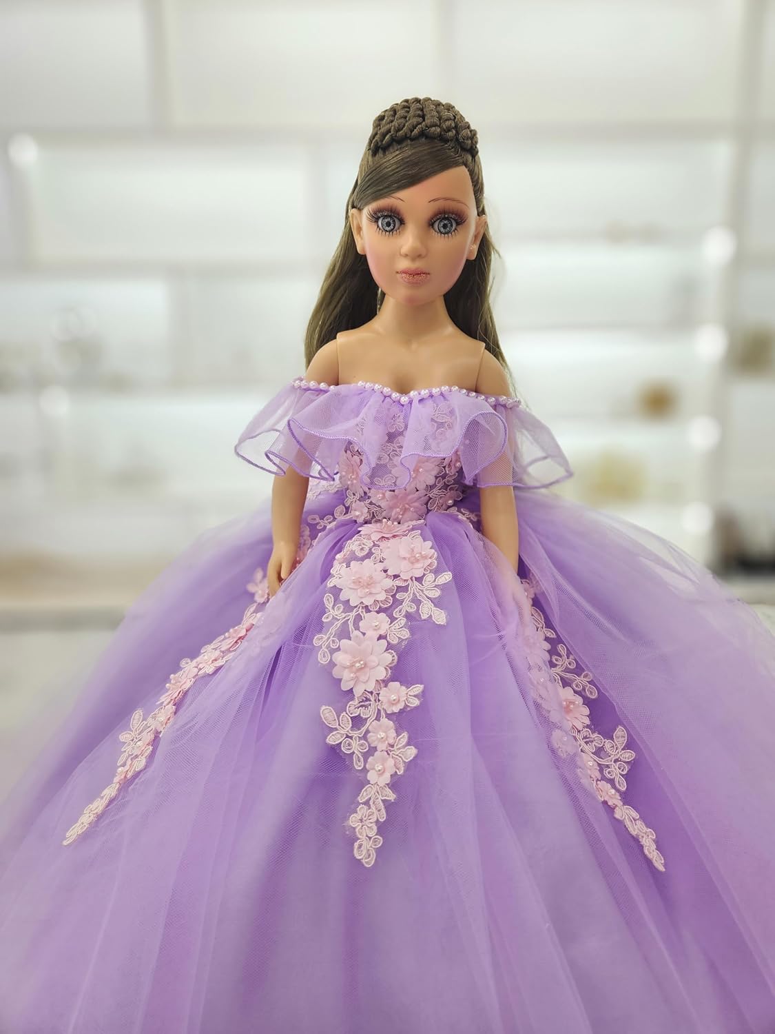 A&C Quinceañeras and More Last Doll Sweet Sixteen Doll Muneca para Quinceanera Navy Blue with Silver Flowers dress Muneca con Vestido Navy blue Dress