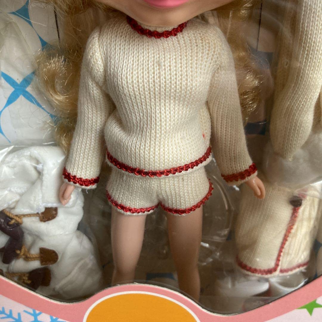 Amazon.co.jp: EBL-4 Skate Date Early Neo Blythe : Toys & Games