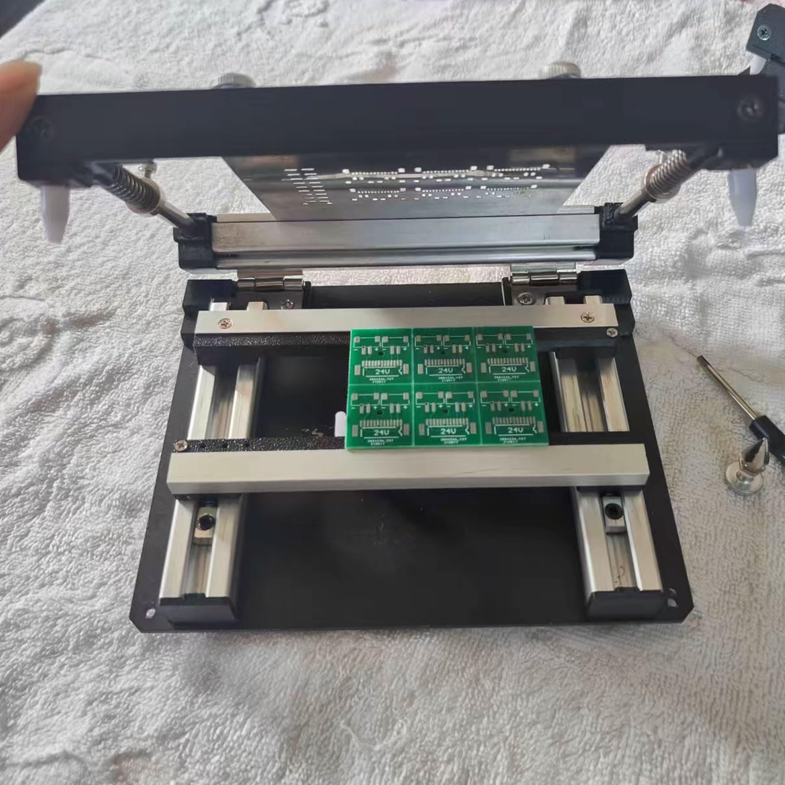 Einstellbare Dicke PCB Schablonendrucker, manuelle Siebdruckstation, SMT Stahlgeflecht Lötpaste, Drucktisch, Präzisionsdruck