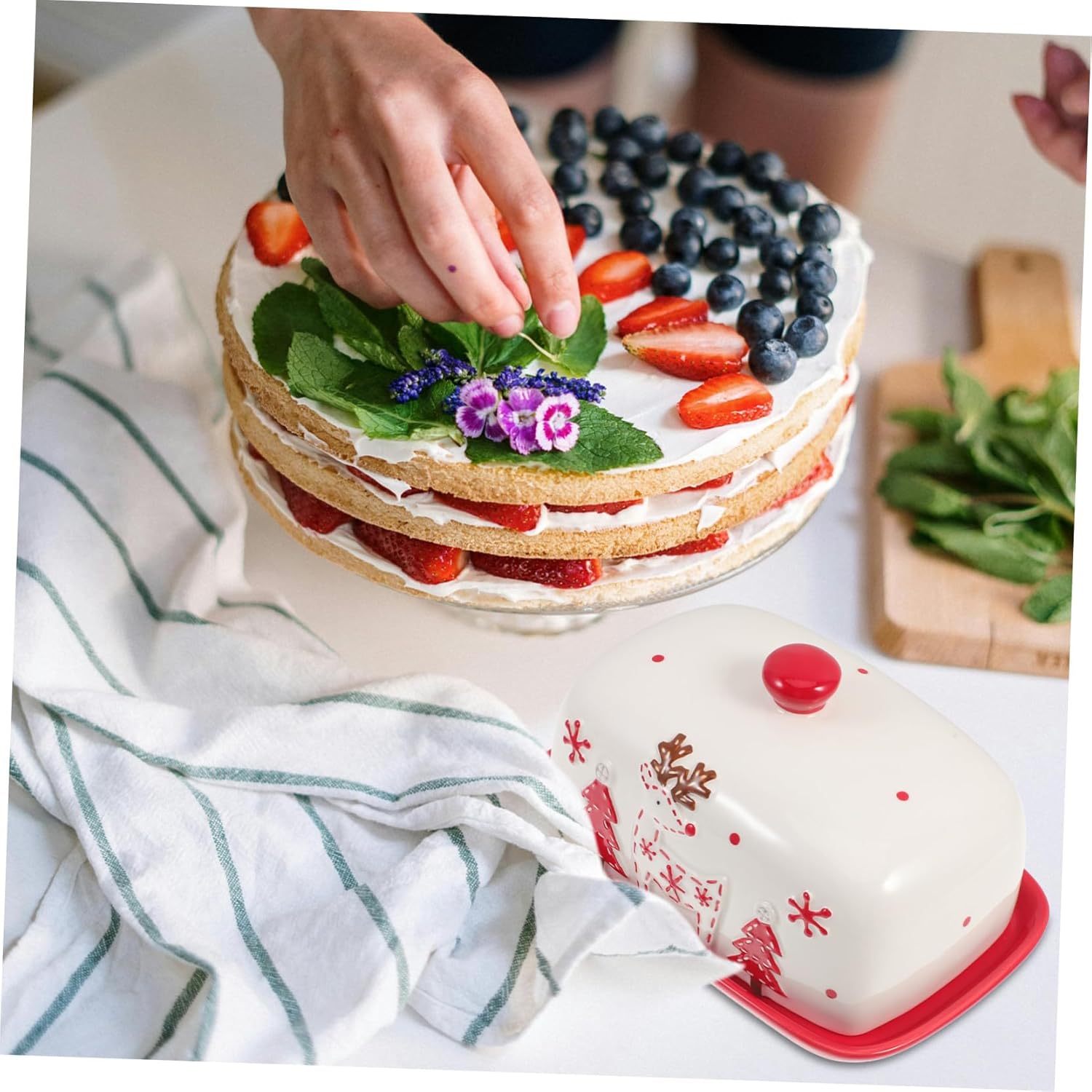 Ceramic Butter Dish with Lid Butter Container with Cover for Freshness for Kitchen Countertop Easy to -resistant