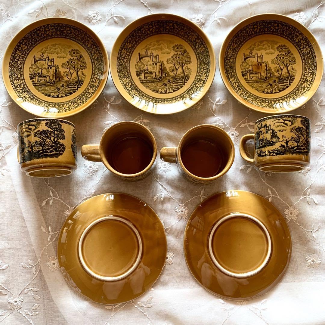 ◇【希少】古城の描かれたティーカップ＆ソーサーセット 花食器