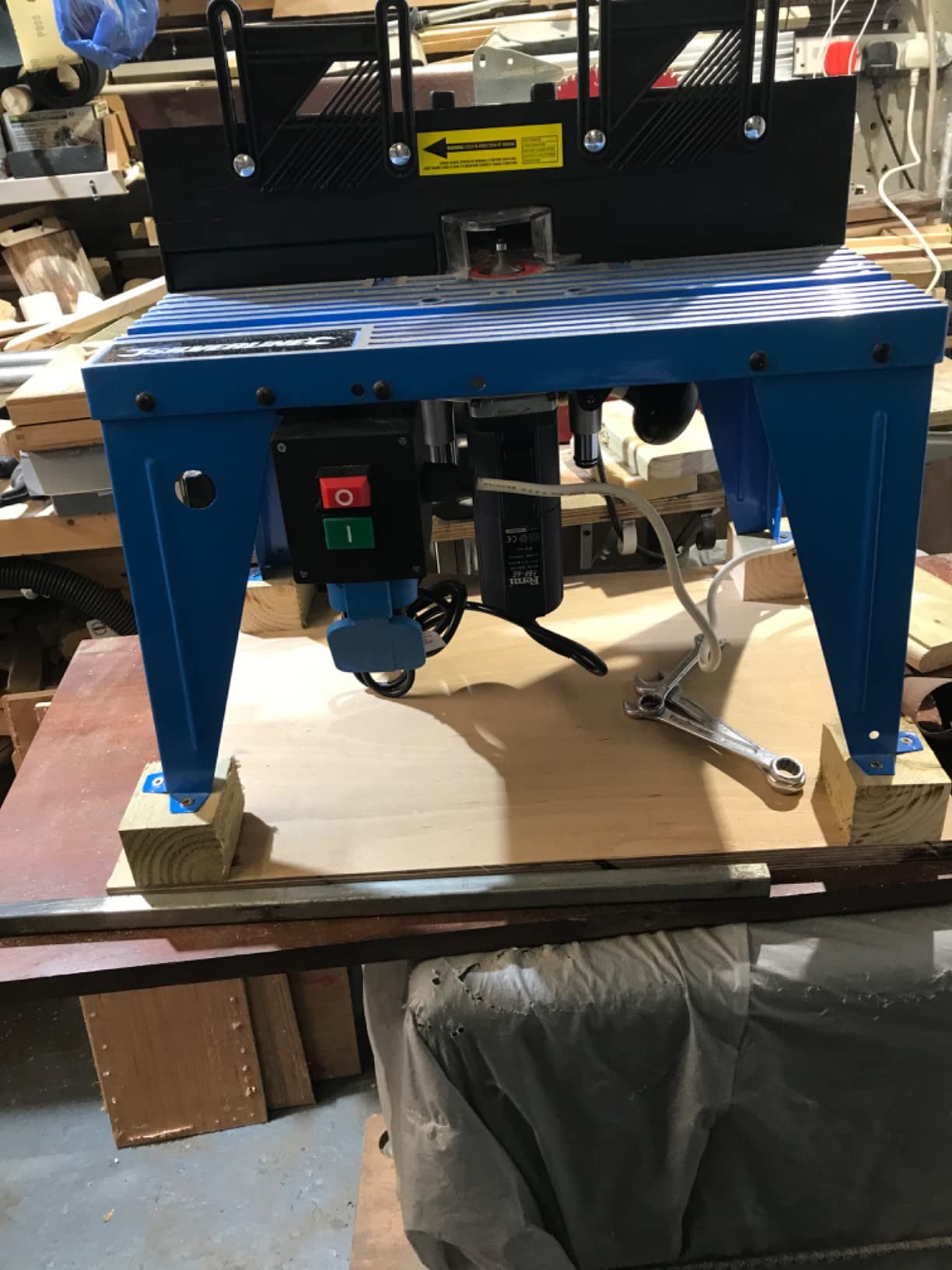 Router Table with Protractor : Amazon.co.uk: DIY & Tools