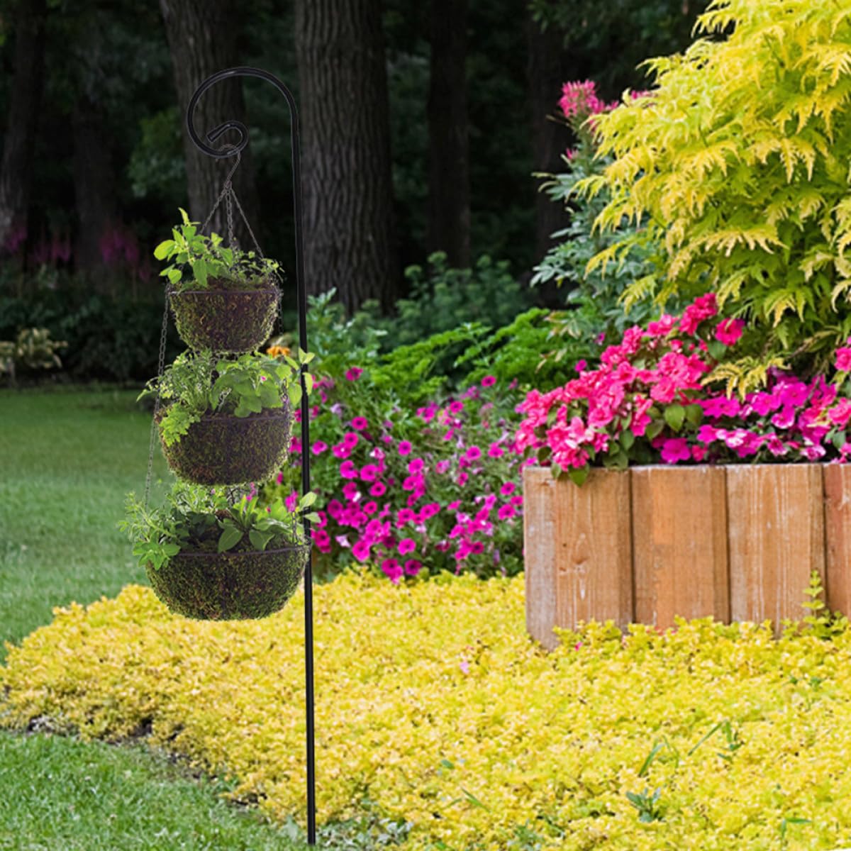 Crochets en Fer Noir Antirouille, Détachables et Robustes, Lot de 2 pour Suspendre des Pots de Fleurs et Lanternes Solaires en Extérieur sur Balcon ou Pelouse