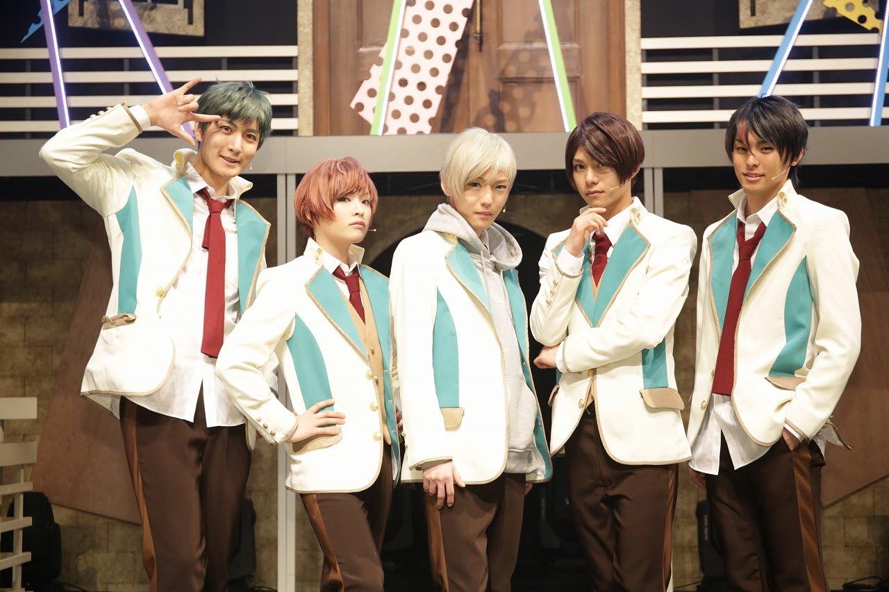 Amazon Amazon Co Jp限定 ミュージカル スタミュ 特典 撮り下ろしステージ撮影ブロマイド1枚 Team柊5人集合 2lサイズ 付き Dvd アニメ