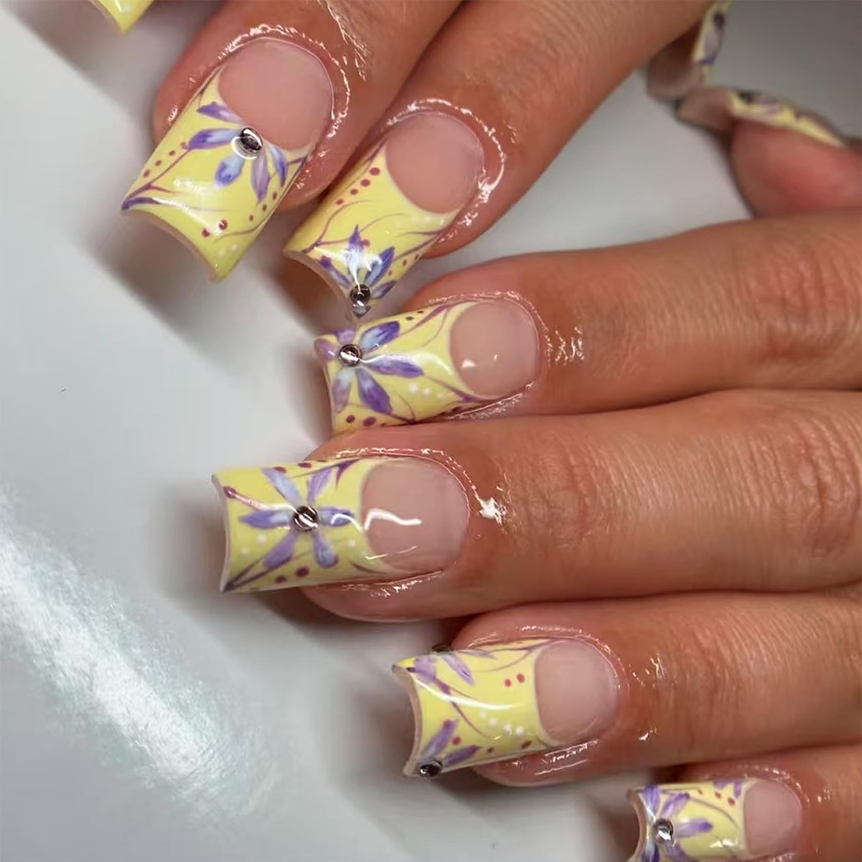 Künstliche Fingernägel Im Ombré-design Mit 3d-blumen Und Gold_voghion.com