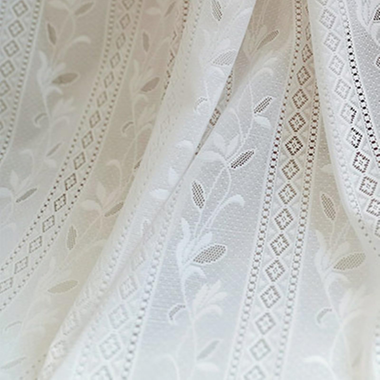 KnSam Durchlässige Vorhänge mit Ösen Weiß, Blumen Spitze Hohl Transparente Vorhänge Schal aus Voile Polyester, 132x214CM(BxH)