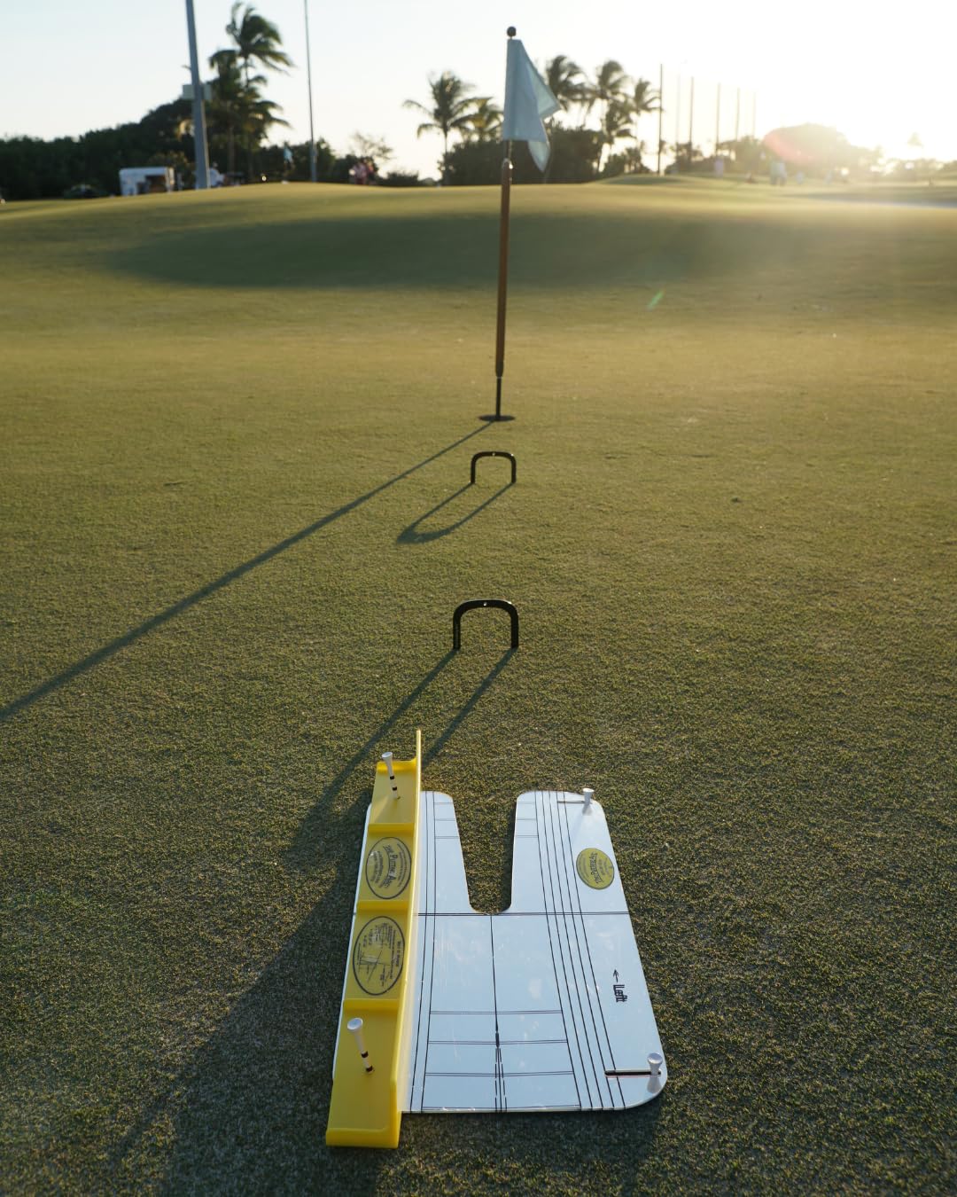The Putting Arc T3 Mirror Bundle - Golf Putting Trainer Aid for Accuracy, Alignment, Stroke Path & Eye Line - Premium Putting Mirror for Practice & Drills