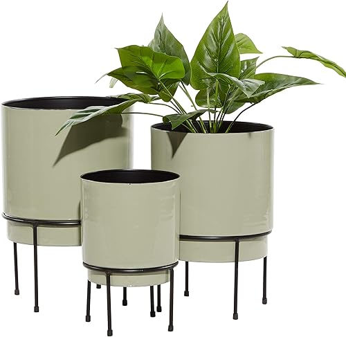 The Novogratz Maceta de metal para interiores y exteriores con soporte negro extraíble, juego de 3 de 10 pulgadas, 13 pulgadas, 14 pulgadas de alto,