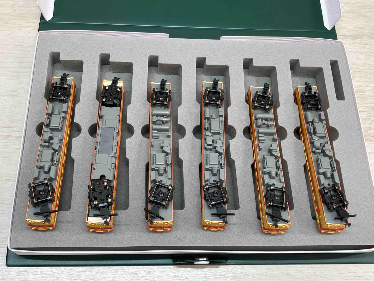 輸入雑貨 アニマルオブジェ ゴールド 『羽ばたく鷹・イーグル』 縁起物