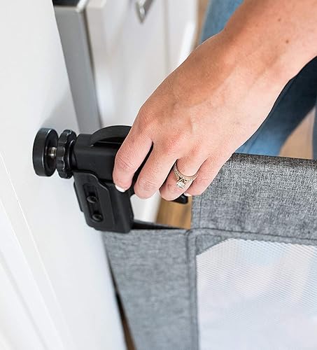 Miniatura 6 de Baby Delight Go with Me - Puerta portátil de malla para bebé, puerta plegable expandible de 30 a 48 pulgadas, montada a presión, tweed carbón