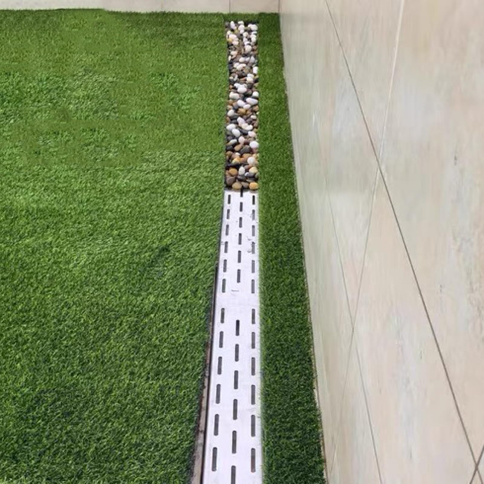 GLDYTVF Outdoor Trench Drainage System 39.4"x6.3"x7.9" Rainwater Drain Cover for Lawn & Landscaping Gravel rt for Efficient Water Drainage
