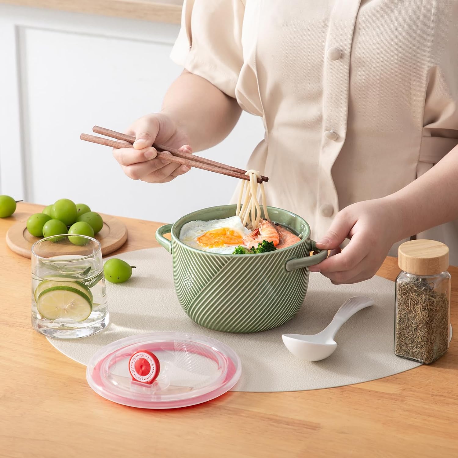 Ceramic Ramen Bowl with Lid, 32oz Microwave Safe, Green | Soup Bowl Set with Spoon & Chopsticks for Instant Food Noodle Office Lunch Dorm Living - Portable Storage