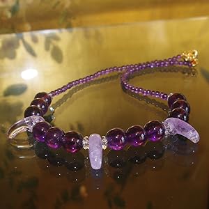 Amazon | theory xyz 紫水晶 三才勾玉ネックレス アメジスト