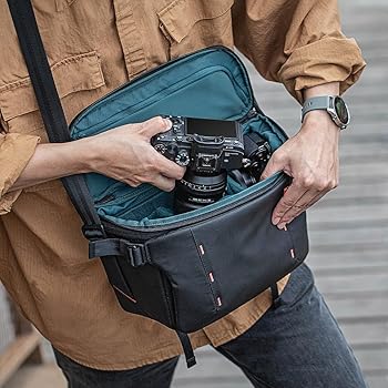 Amazon.co.jp: [PGYTECH] OneMo スリングバッグ 11L (スペース